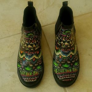 Brand new Rainboots size 7
